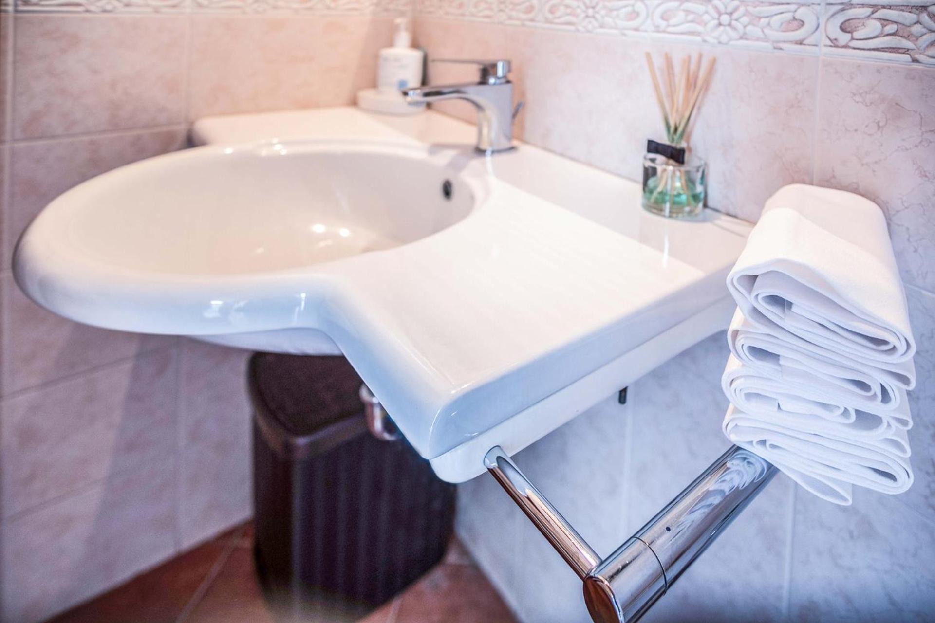 Amore Rentals - Maison Palazzo Correale Sorrento Ngoại thất bức ảnh