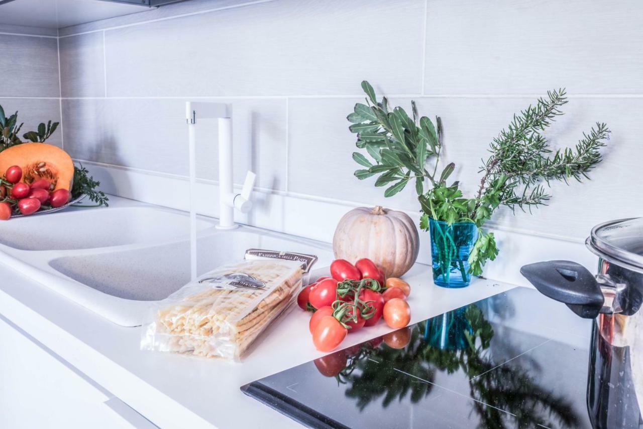 Amore Rentals - Maison Palazzo Correale Sorrento Ngoại thất bức ảnh